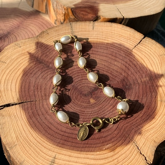 Jewelry - Vintage Rosary bead bracelet